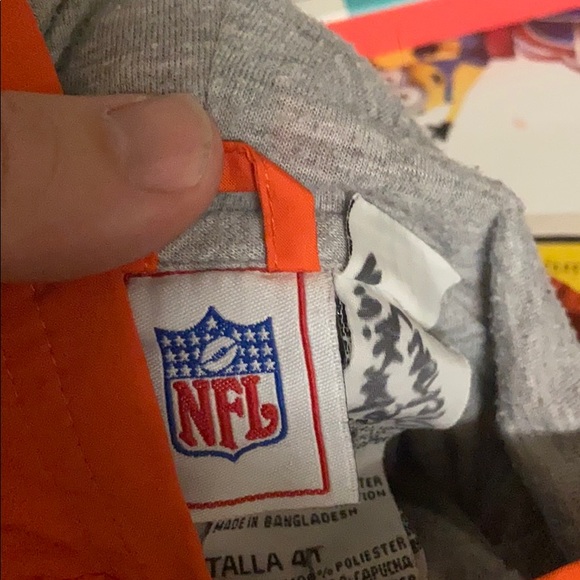 4T Denver Broncos windbreaker with hood. - Picture 7 of 8